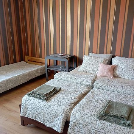 Pokoje Targowek Hotel Varsó Kültér fotó