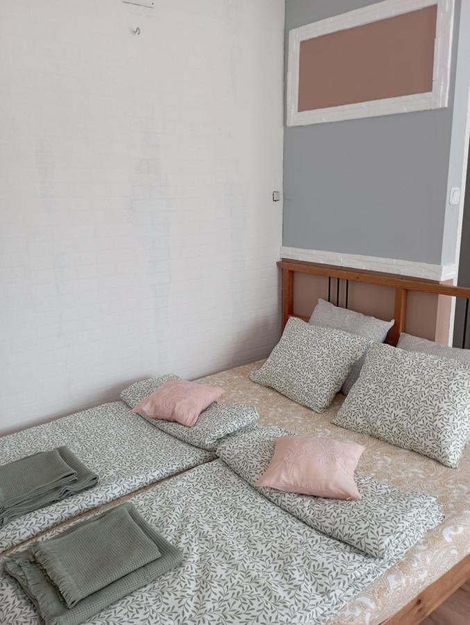Pokoje Targowek Hotel Varsó Kültér fotó