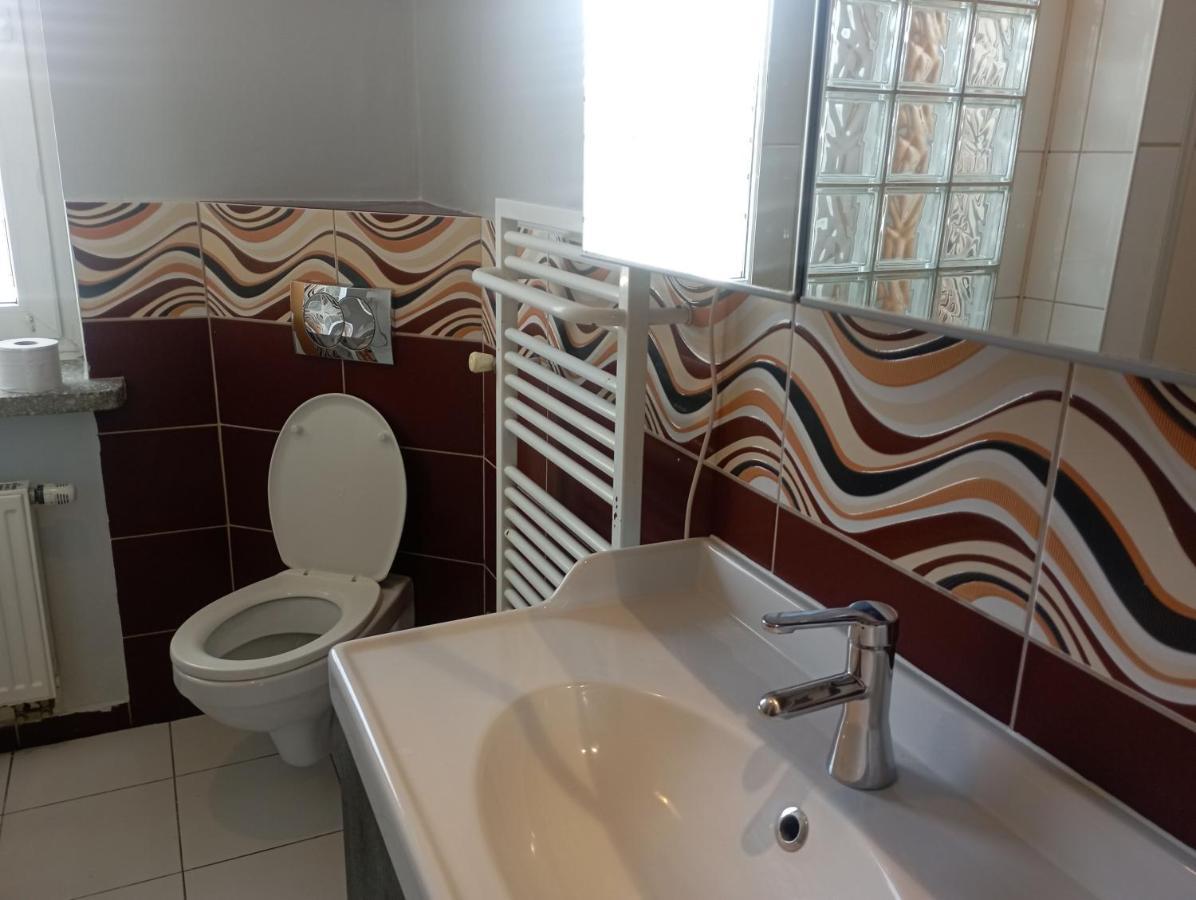 Pokoje Targowek Hotel Varsó Kültér fotó