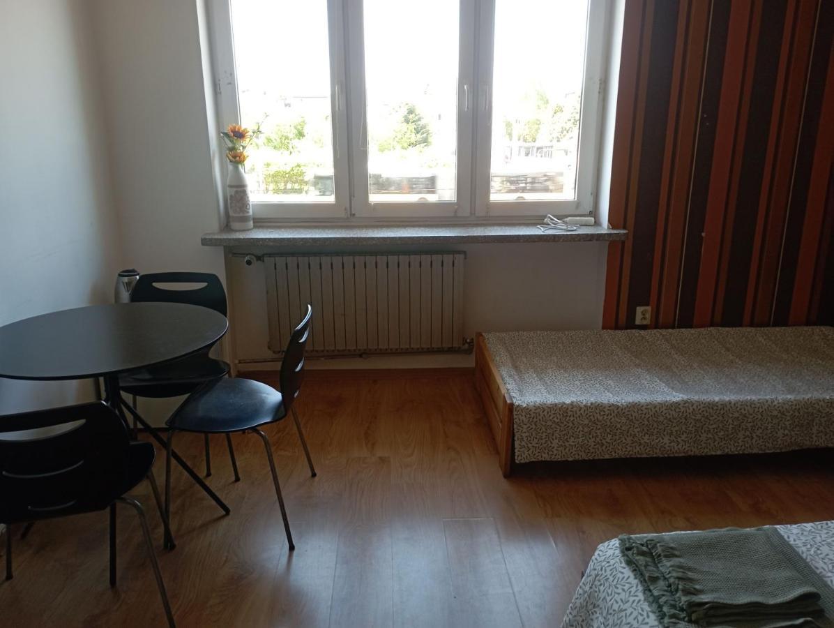 Pokoje Targowek Hotel Varsó Kültér fotó