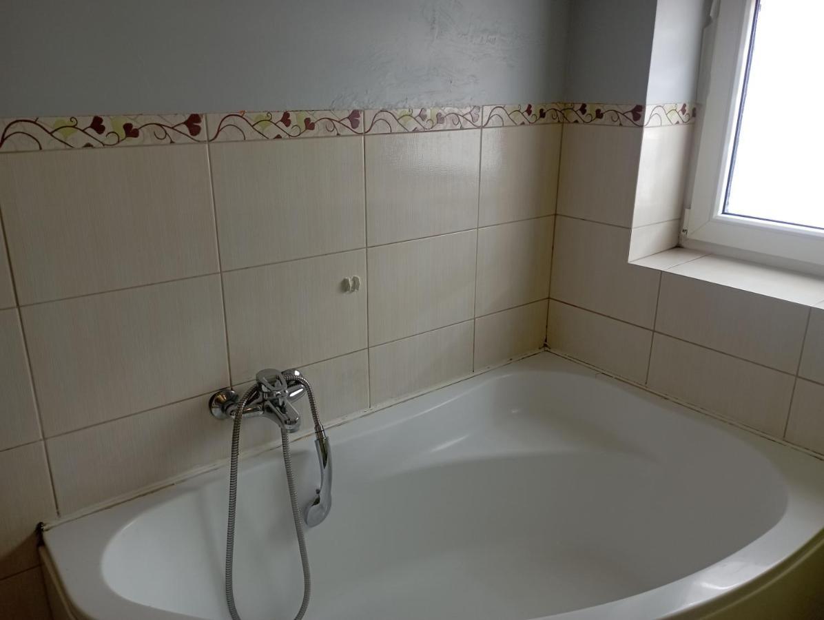 Pokoje Targowek Hotel Varsó Kültér fotó