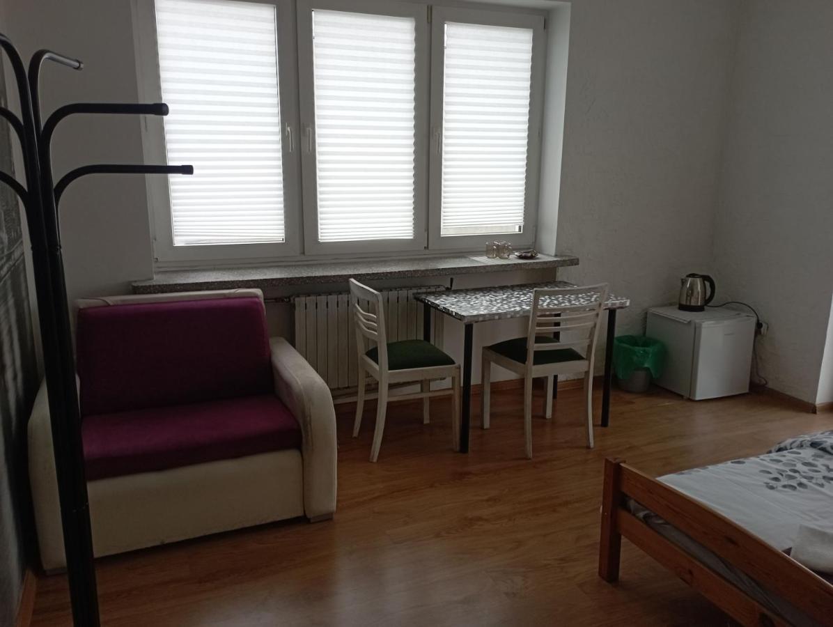 Pokoje Targowek Hotel Varsó Kültér fotó