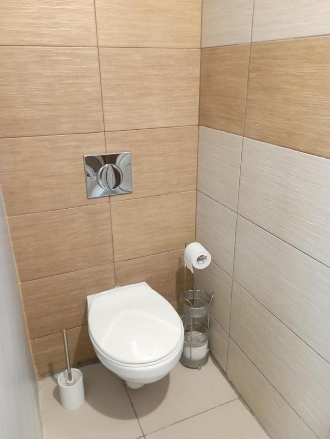 Pokoje Targowek Hotel Varsó Kültér fotó