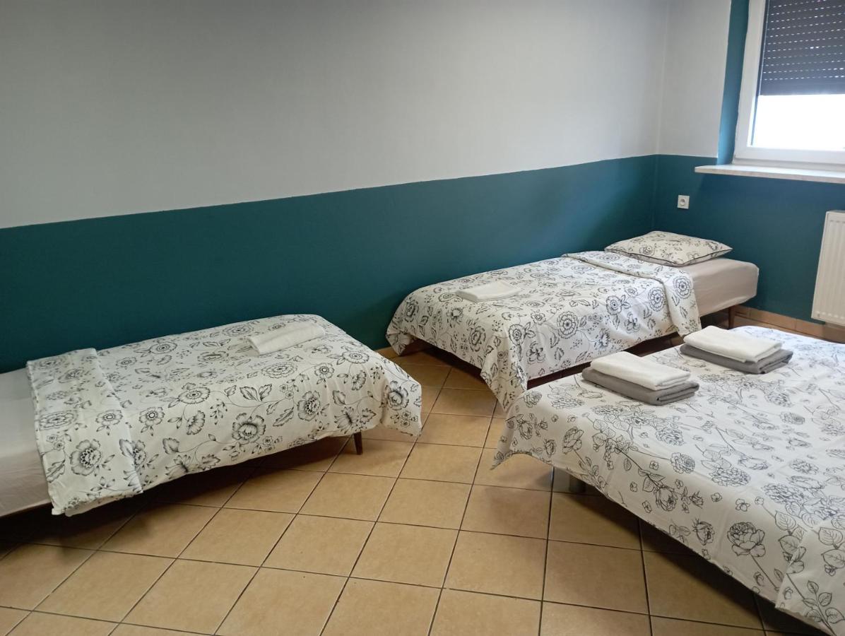Pokoje Targowek Hotel Varsó Kültér fotó