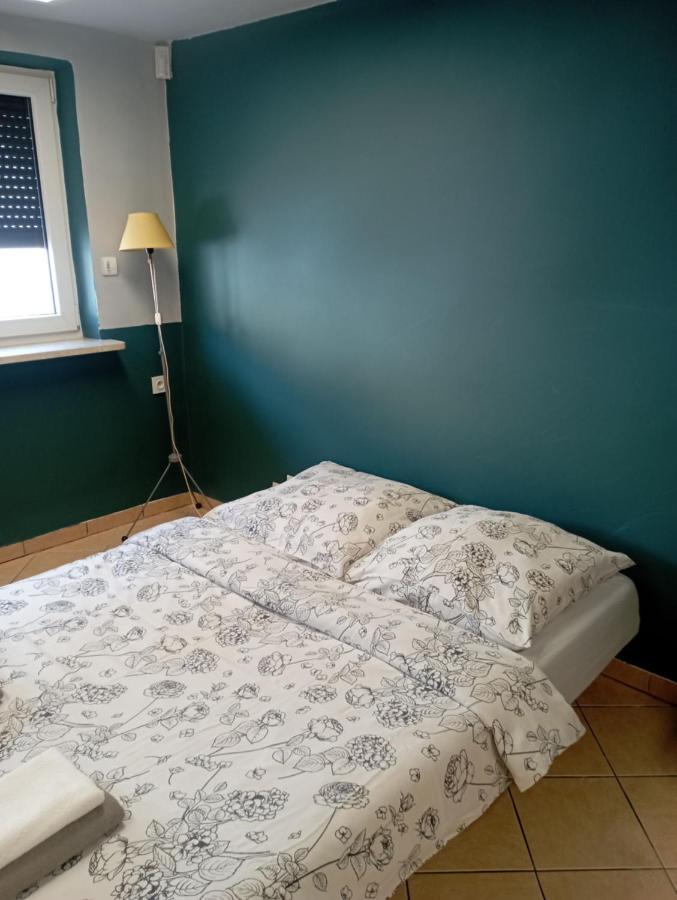Pokoje Targowek Hotel Varsó Kültér fotó