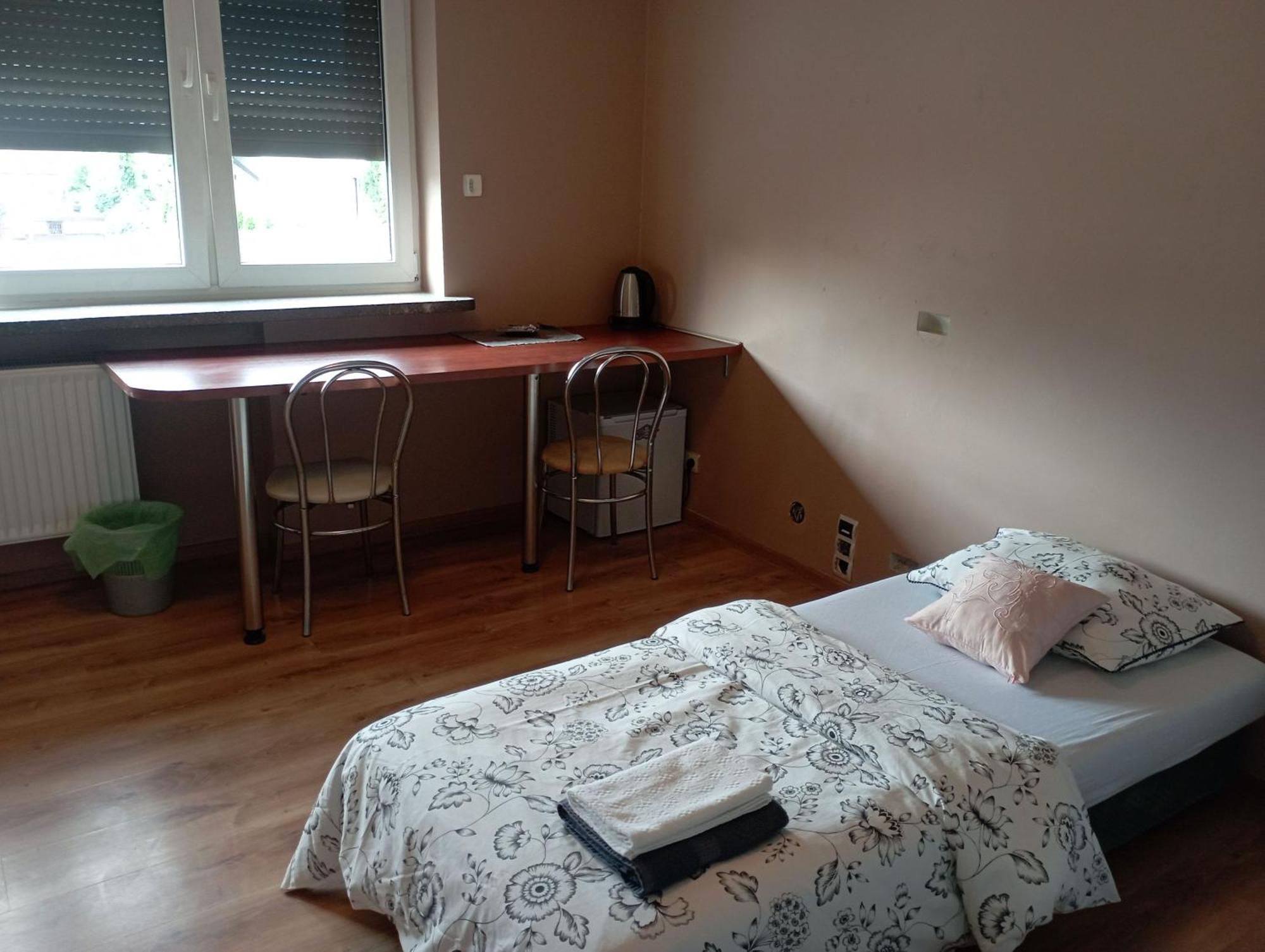 Pokoje Targowek Hotel Varsó Kültér fotó